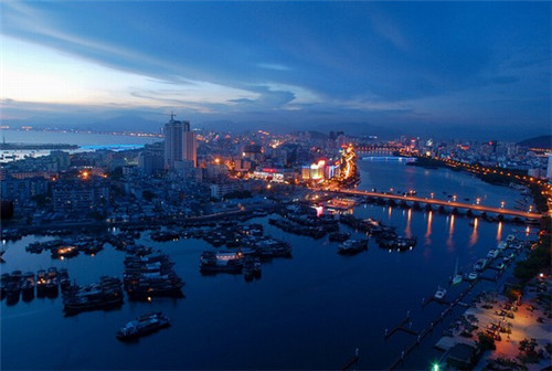 鸡火锅加盟加盟费要多少